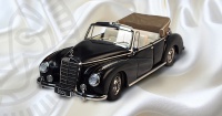 Масштабная модель MERCEDES-BENZ 300 ADENAUER